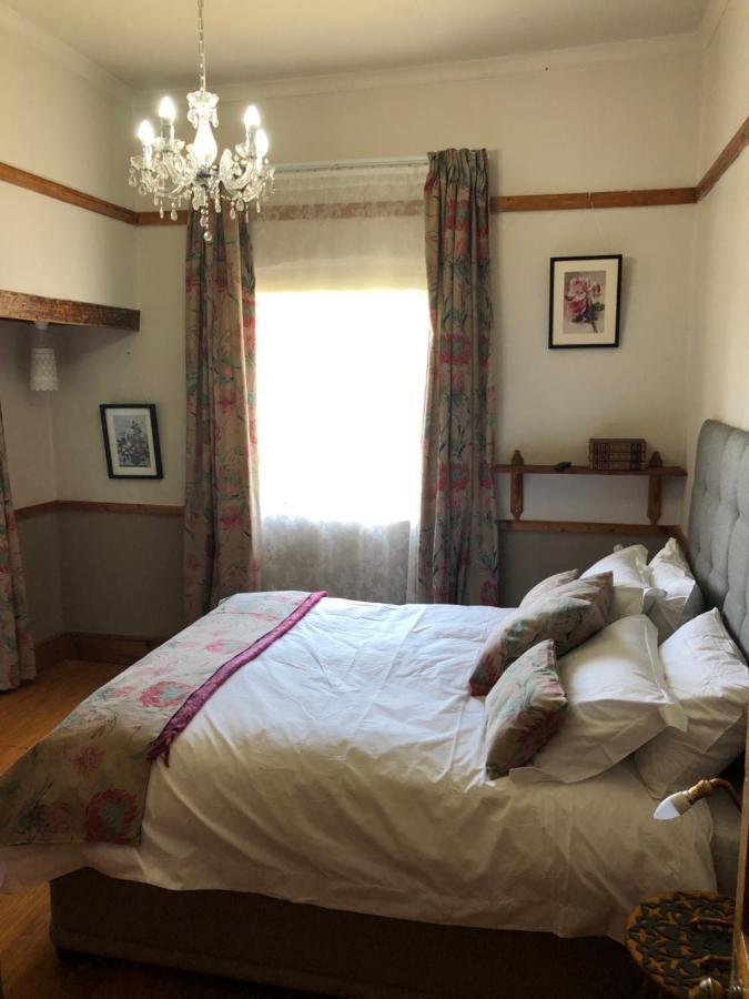 Apple And Rose Bed & Breakfast Belfast Exterior photo